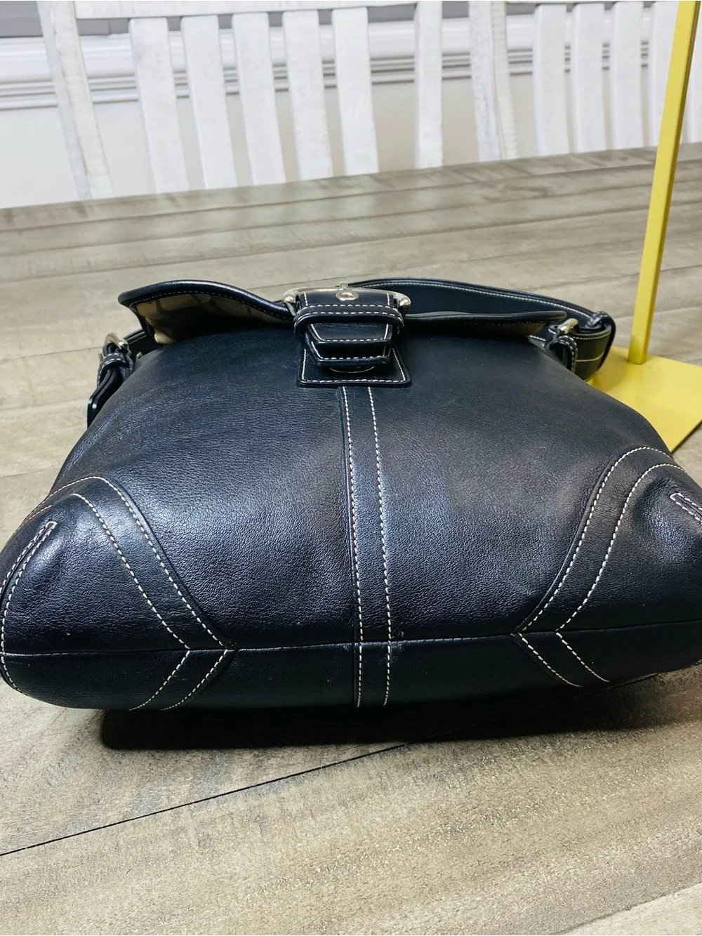 Vintage Coach Y2K Soho Black Leather Buckle Flap Shoulder Hobo Bag